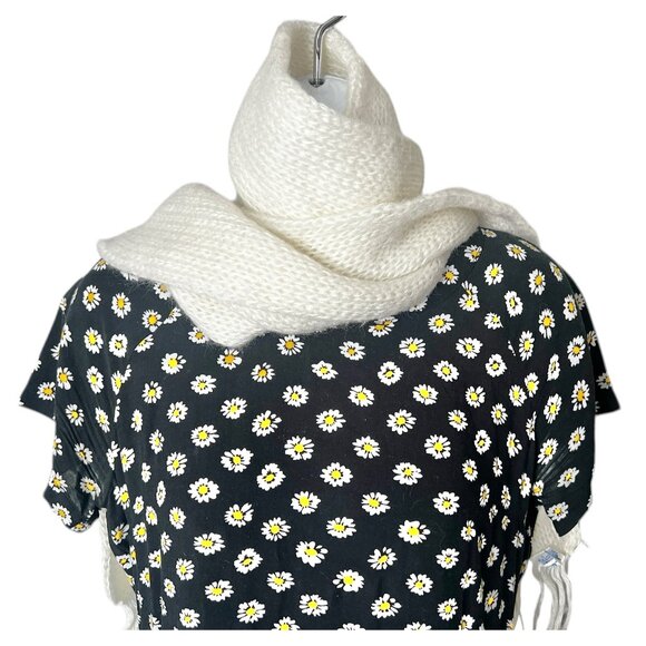 Vintage Hansen Cream Knitted Scarf With Fringe Ends 59”x6.25” Acrylic Blend OS - Picture 3 of 10